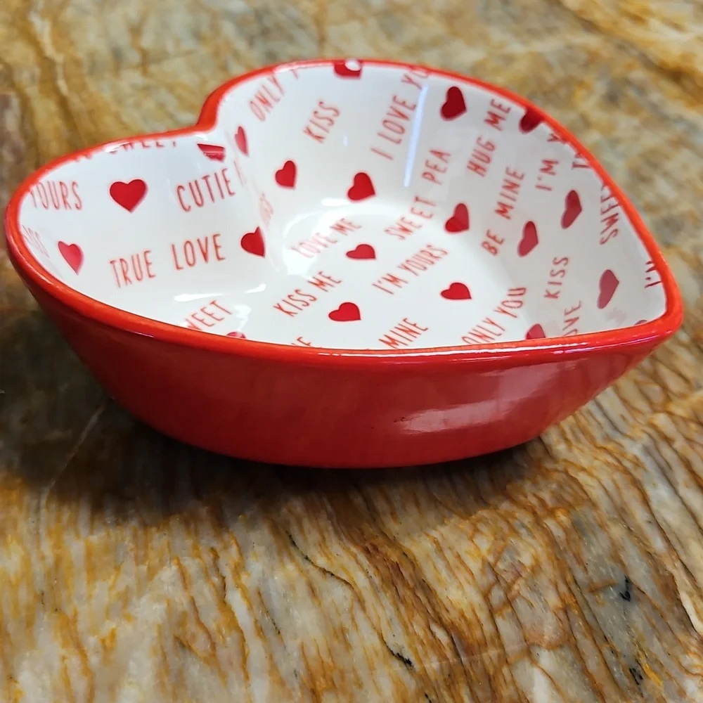 SUR LA TABLE Heart-Shaped Red and White Ceramic Valentines Bowl